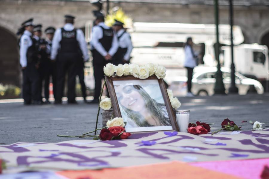 Madre de Karla Valeria exige que su muerte sea investigada como feminicidio; denuncia omisiones de la Fiscal&iacute;a