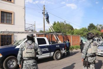 Retiran SSC de San Pedro Cholula y autoridades federales y estatales 52 c&aacute;maras de videovigilancia instaladas de manera irregular