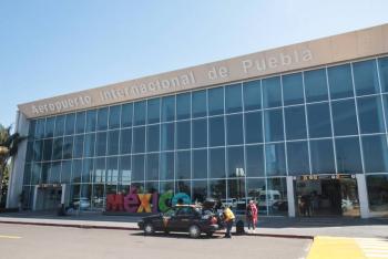 Gobierno de Puebla entregar&aacute; predio para desarrollar Ciudad Aeroportuaria y ampliar&aacute; vialidad del Aeropuerto Hermanos Serd&aacute;n