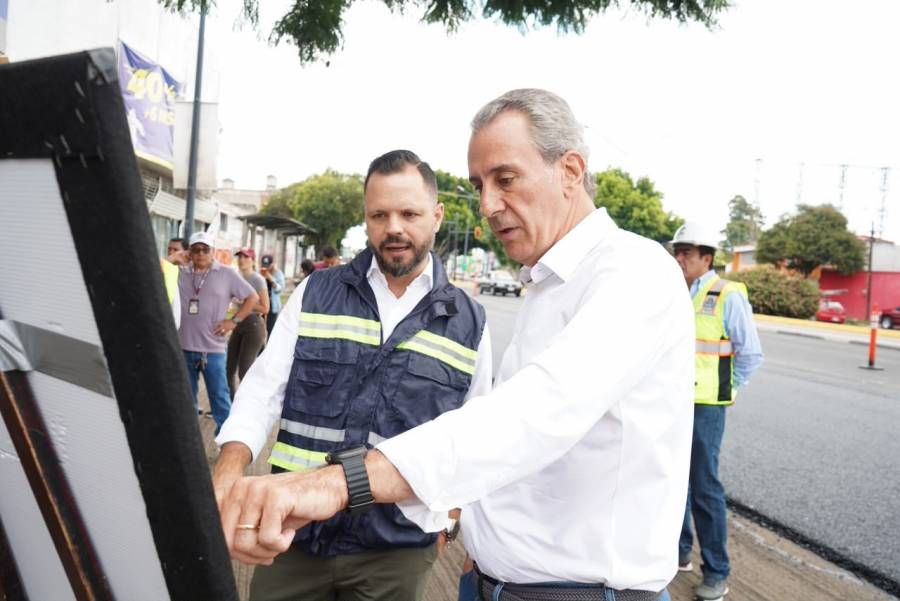 Supervisa Pepe Chedraui trabajos del Tren Capitalino de Pavimentaci&oacute;n en bulevar H&eacute;roes del 5 de Mayo