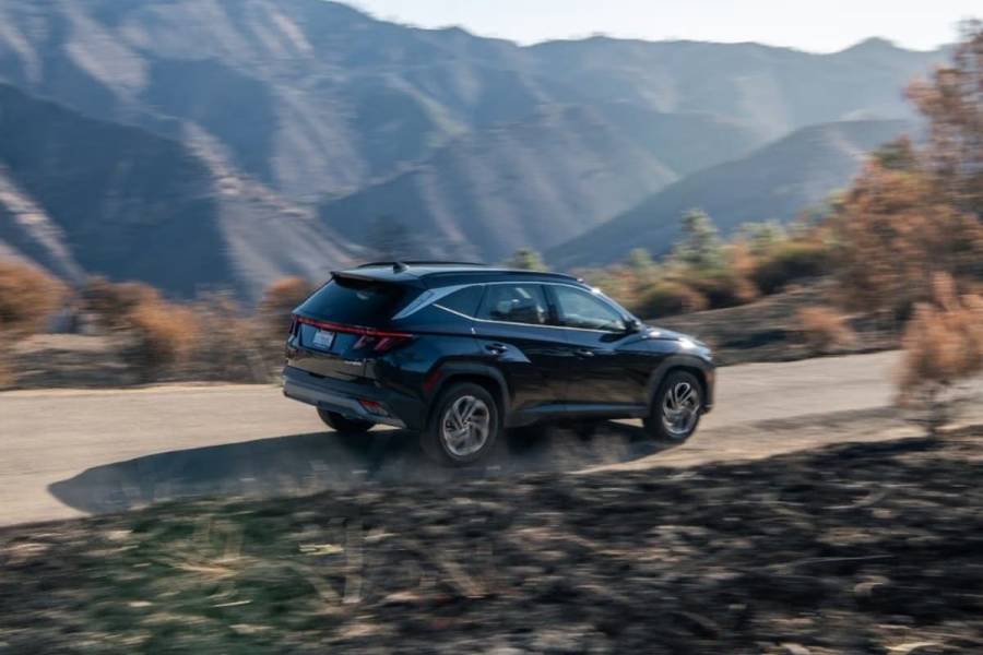 Hyundai Tucson Hybrid 2026 destaca entre las mejores SUV para familias