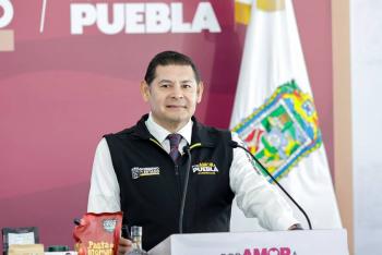 Armenta pide a empresarios donar terrenos para ampliar Vivienda para el Bienestar