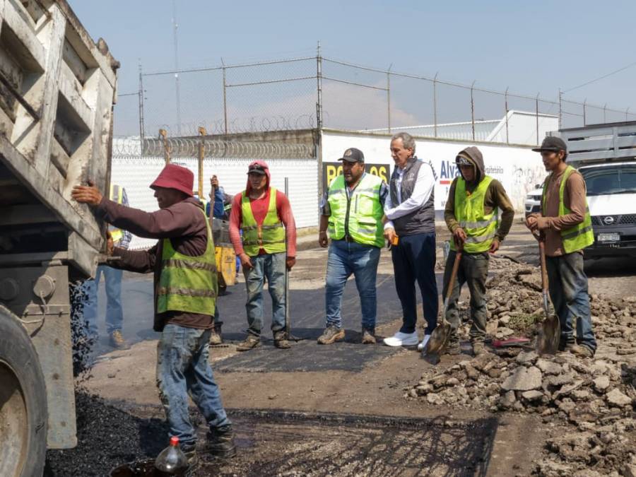 Con resultados, Gobierno de Pepe Chedraui avanza con la Campa&ntilde;a Capitalina Bacheando Puebla