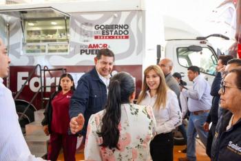 Jornada “Por Amor a las Familias” brinda servicios y apoyos a habitantes de Agua Santa
