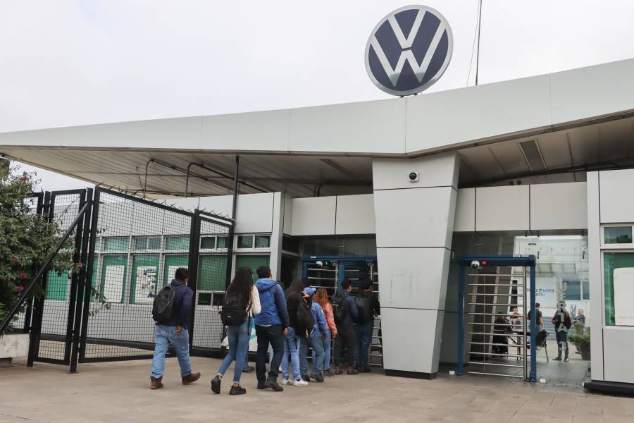 &Oacute;rdenes de aprehensi&oacute;n contra exdirigentes del SITIAVW por presunto desfalco de 73.5 mdp