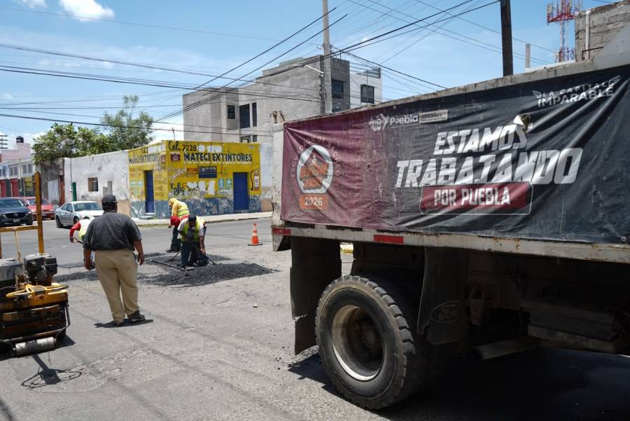 Gobierno de Pepe Chedraui contin&uacute;a con acciones de bacheo en Barrio de San Miguel