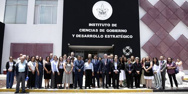 Preside Rectora Lilia Cedillo Tercer Informe de Labores en el ICGDE