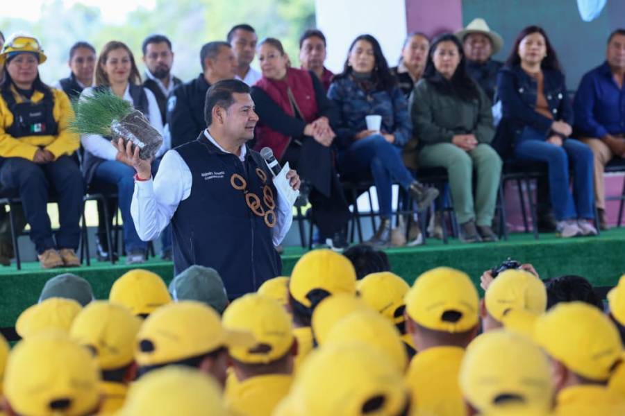 Puebla reforesta la cuenca del Alto Atoyac con casi 178 mil árboles