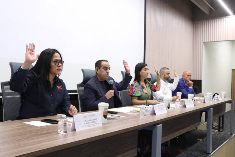 Comisi&oacute;n del Congreso avala acuerdos para reforzar seguridad vial y rehabilitaci&oacute;n de carreteras en Puebla