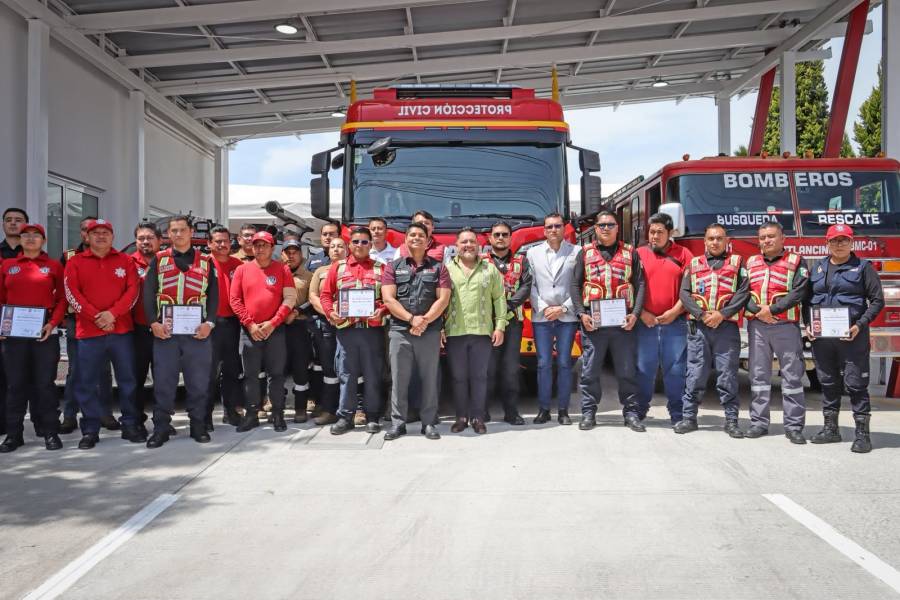 Omar Mu&ntilde;oz inaugura primera Estaci&oacute;n de Bomberos en Cuautlancingo