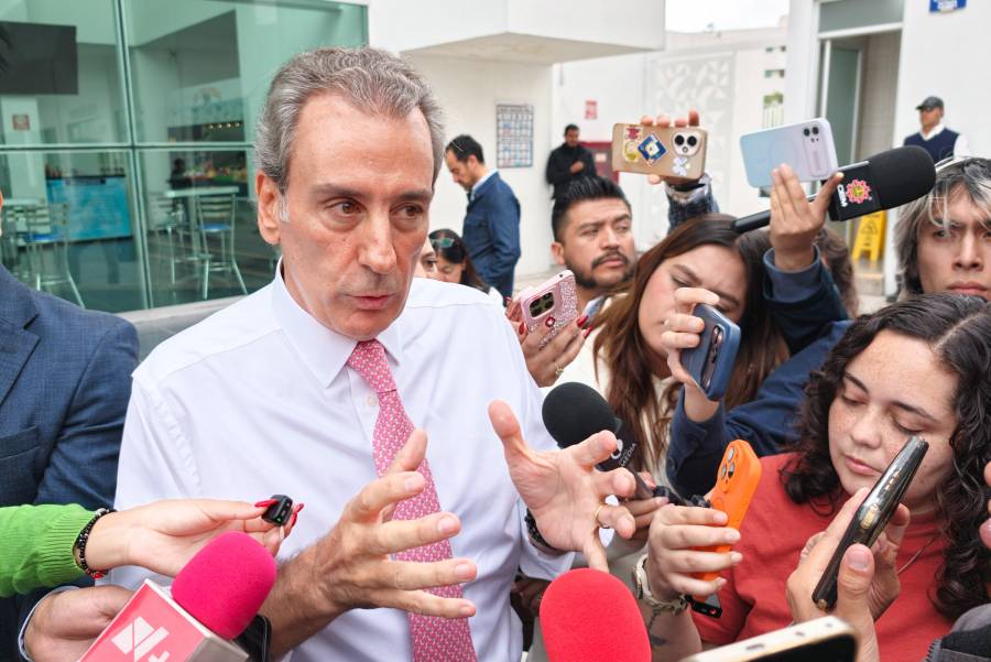 Jos&eacute; Chedraui eval&uacute;a buscar la reelecci&oacute;n como alcalde de Puebla con Morena
