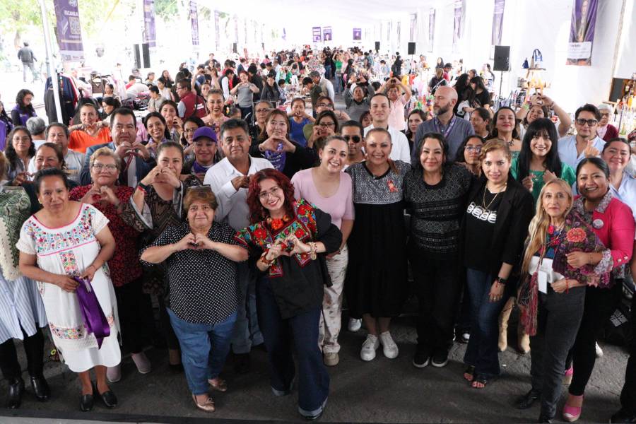 Respalda Mercadita Violeta el talento y emprendimiento de las poblanas