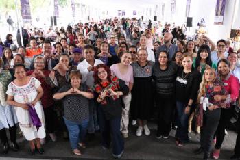 Respalda Mercadita Violeta el talento y emprendimiento de las poblanas