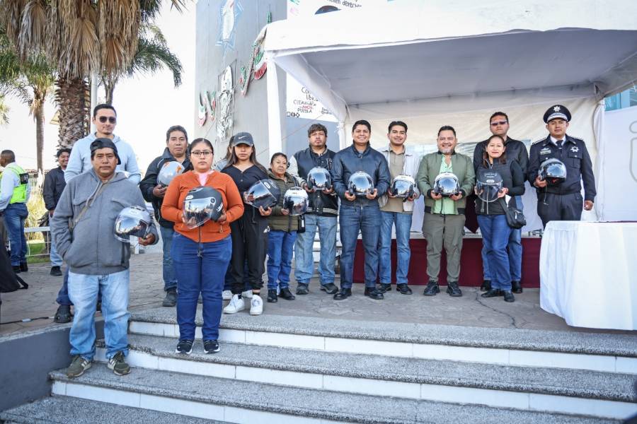 Omar Mu&ntilde;oz fortalece la prevenci&oacute;n vial con “Rueda Seguro Cuautlancingo 2026”