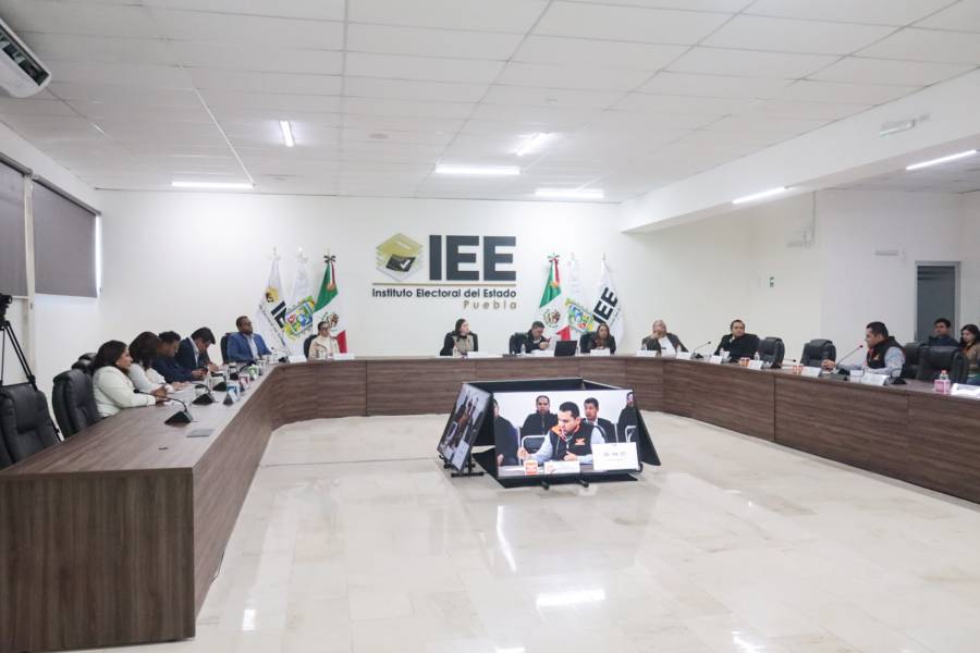 IEE aprueba cobro de multas a Morena y PT por m&aacute;s de 2.2 millones de pesos