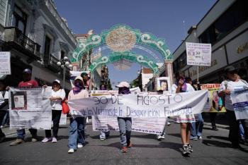 Marchan por octavo a&ntilde;o para exigir b&uacute;squeda de personas desaparecidas en Puebla