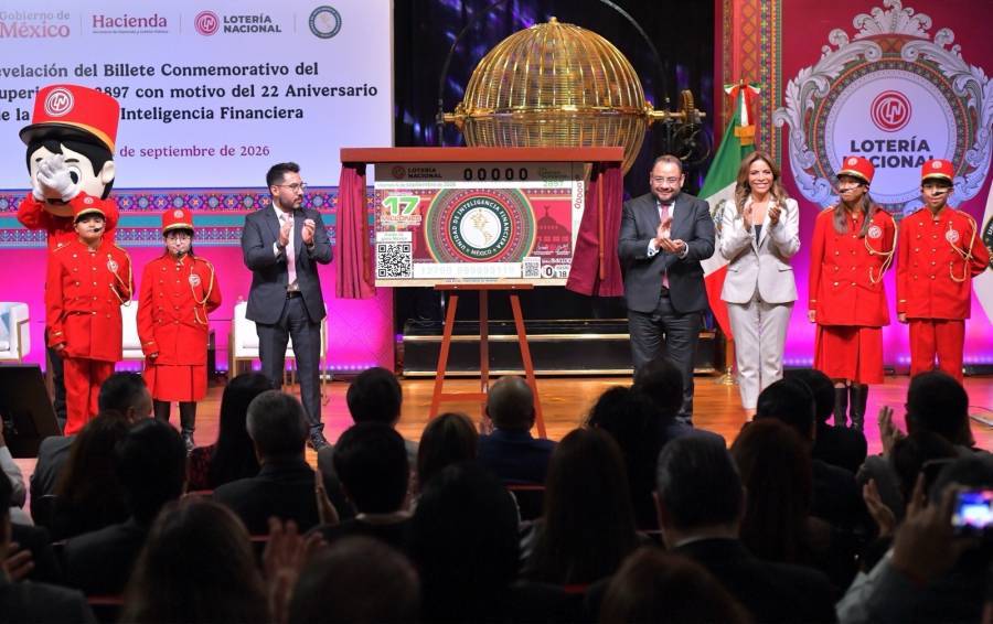 Loter&iacute;a Nacional conmemora trayectoria de la UIF con billete especial