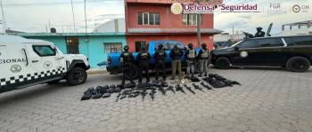 En Puebla, autoridades federales ejecutan 23 cateos y detienen a nueve personas relacionadas con una c&eacute;lula delictiva dedicada al robo de autotransporte de carga