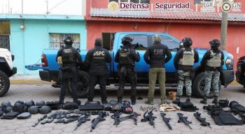 Alcalde de Esperanza, exdirectora de Seguridad y hermano del edil, entre los detenidos por Operativo Enjambre
