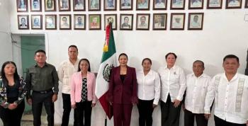 Alcaldesa de Acatl&aacute;n renuncia junto con s&iacute;ndico y siete regidores del Cabildo
