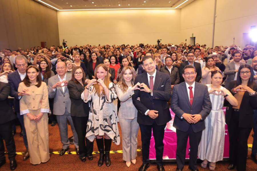 Reduce gobierno estatal 10.2% pobreza infantil y fortalece protecci&oacute;n integral regional: SIPINNA