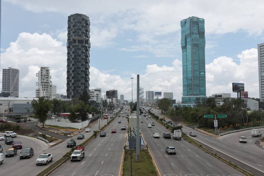 Prueban segunda incorporaci&oacute;n en V&iacute;a Atlixc&aacute;yotl para agilizar tr&aacute;fico hacia Puebla