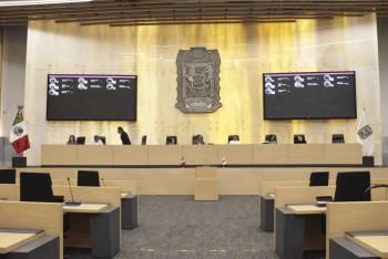 Congreso de Puebla aprueba disoluci&oacute;n de tres Cabildos y designa Concejos Municipales