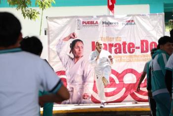 Formaliza Secretar&iacute;a de las Mujeres convenio con COBAEP por escuelas seguras