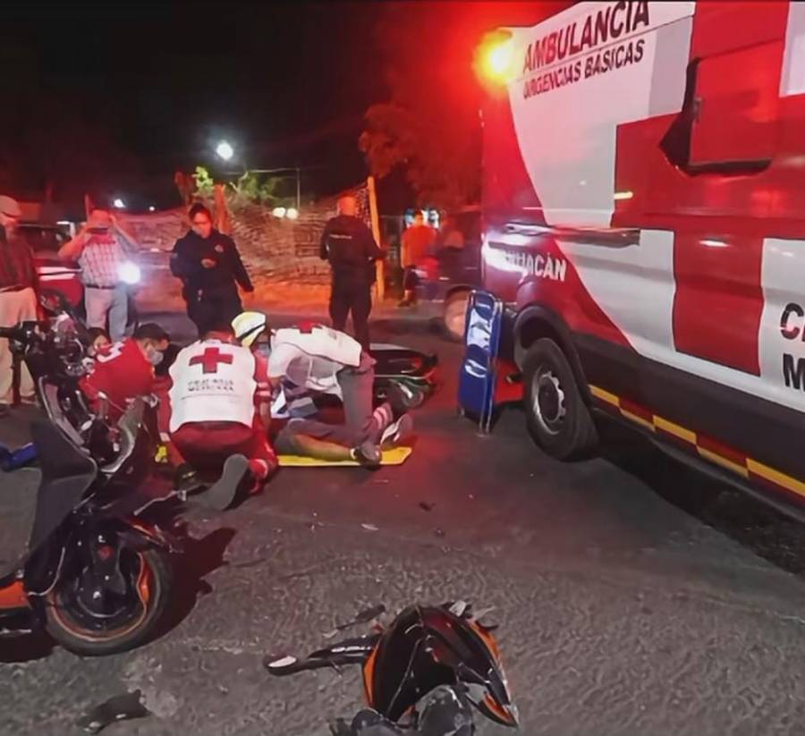 Dos adolescentes resultan lesionados tras choque con camioneta de la diputada Araceli Celestino
