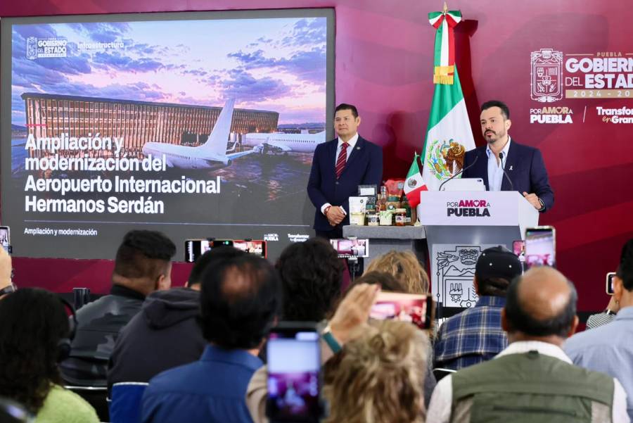 Modernizaci&oacute;n del Aeropuerto Hermanos Serd&aacute;n proyecta a puebla hacia 2030: Armenta Mier
