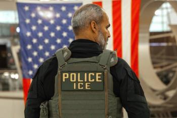 ICE suma casi una d&eacute;cada sin director ratificado por el Senado tras retiro de candidatura de Lance Schroyer