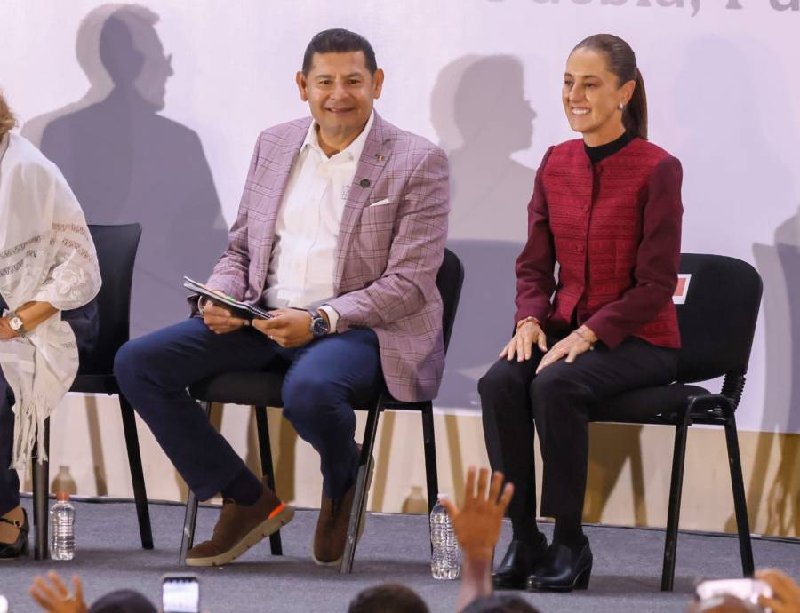 Claudia Sheinbaum refrenda en Puebla soberan&iacute;a, bienestar y transformaci&oacute;n con resultados