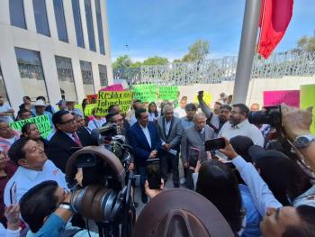 Recibe Congreso del Estado solicitud para que San Francisco Totimehuac&aacute;n se convierta en municipio