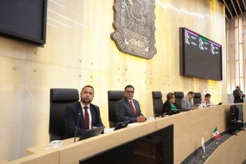 Roberto Zatar&aacute;in, Marcos Castro y Delfina Pozos presentan iniciativas para la regulaci&oacute;n de dispositivos m&oacute;viles en escuelas