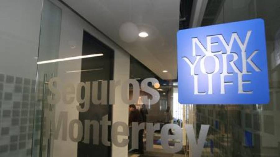 CONDUSEF renueva insignia a Seguros Monterrey por atenci&oacute;n a adultos mayores