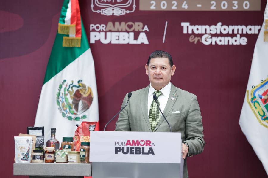Armenta niega tinte pol&iacute;tico en detenci&oacute;n de abogado opositor al Cableb&uacute;s