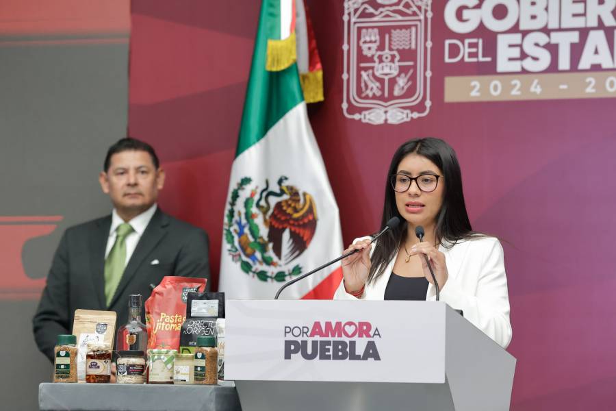 Armenta respalda aspiraci&oacute;n de “La Bonita” S&aacute;nchez por la alcald&iacute;a de Puebla en 2027