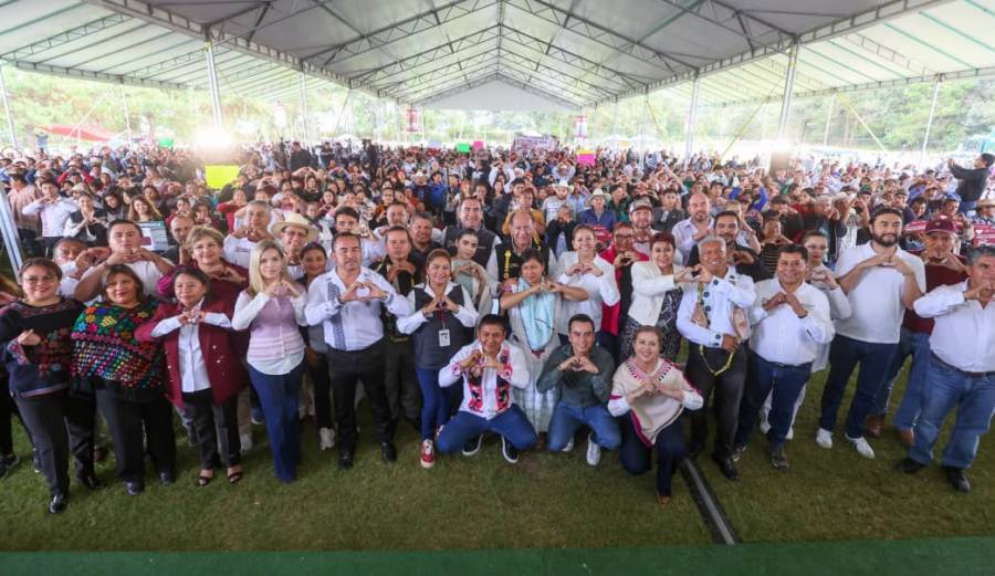 Apoyos al campo y obra comunitaria fortalecen el bienestar en la Sierra Nororiental