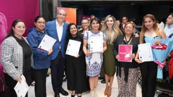Pepe Chedraui entreg&oacute; certificaciones para profesionalizar y reconocer el trabajo de cuidados