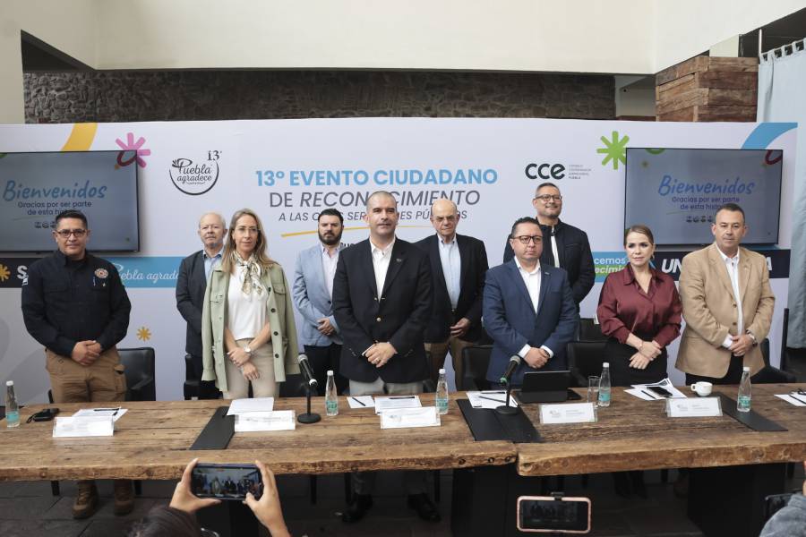 Puebla Agradece entregaraacute beneficios por 26 millones de pesos a 68 servidores puacuteblicos