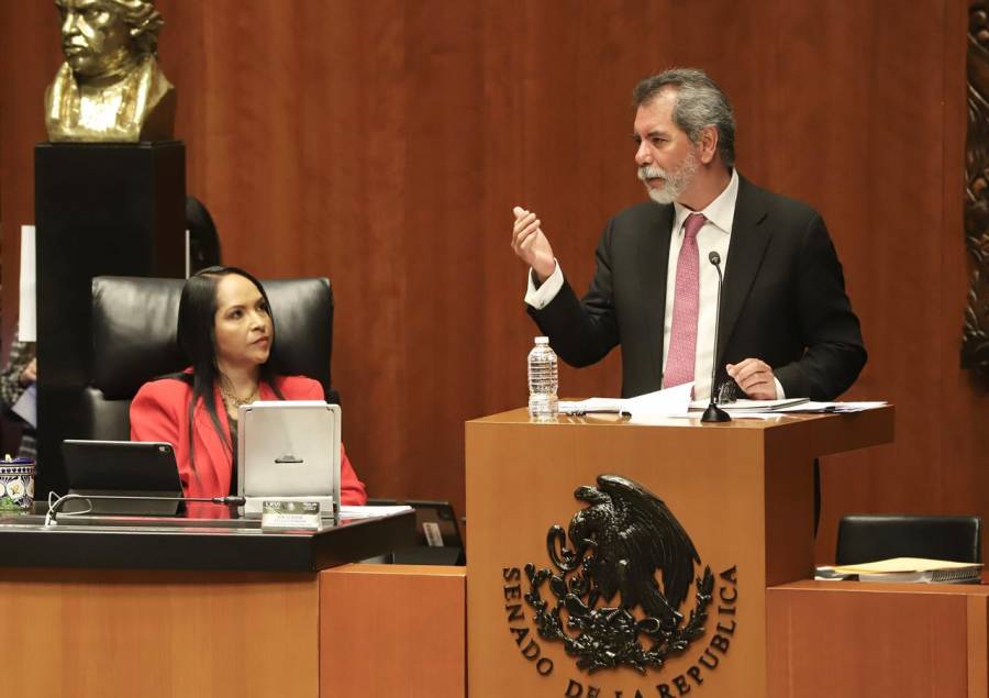 Liz Sánchez acompaña medidas para simplificar trámites y fortalecer a municipios