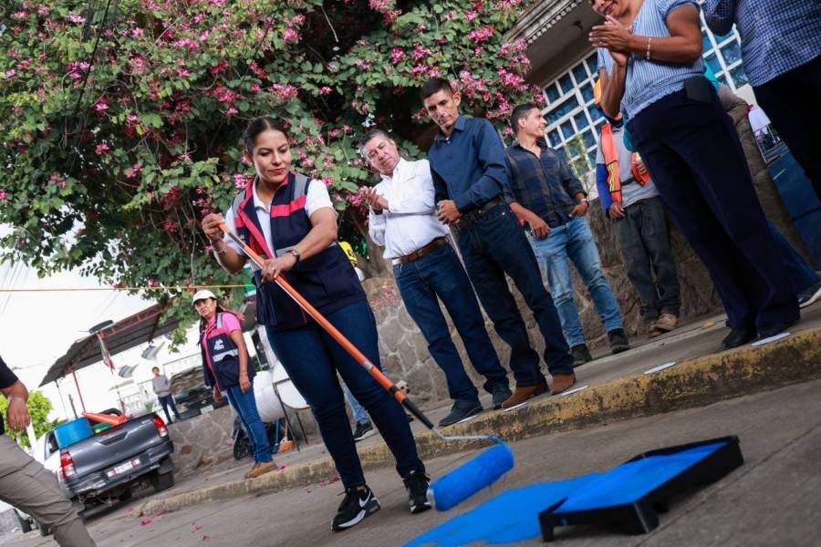 Rehabilitaci&oacute;n de la Ciclorruta M&aacute;gica y pavimentaci&oacute;n en fraccionameinto, parte de la nueva etapa de obra: Lupita Cuautle
