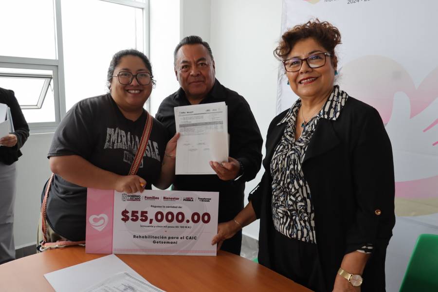 Entregan apoyos para equipamiento comunitario en Cuautlancingo