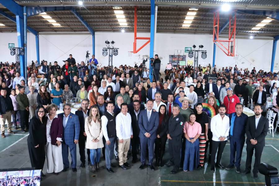 En el municipio de Tecamachalco, el diputado Andr&eacute;s Villegas present&oacute; su Segundo Informe de Actividades