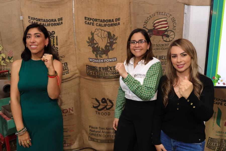Presenta la diputada Guadalupe Vargas su Segundo Informe de Actividades