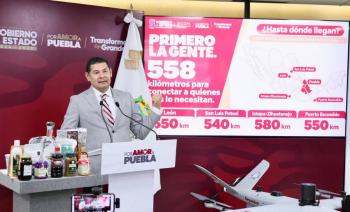 Con 13 trenes de pavimento, gobierno estatal transforma 558 kil&oacute;metros de vialidades