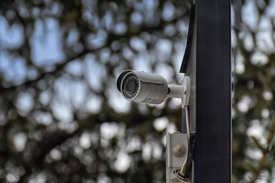 Planteles del Cobaep tendr&aacute;n c&aacute;maras y alarmas conectadas al C5 para reforzar la seguridad