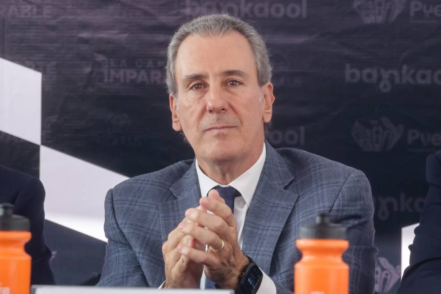 Pepe Chedraui se registra para buscar la candidatura de Morena en Puebla capital