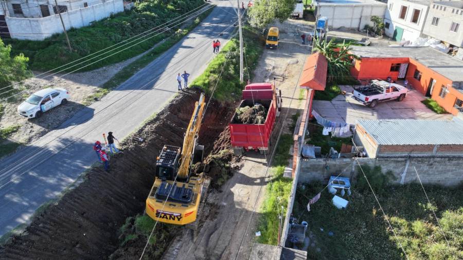 Inicia Gobierno Estatal ampliaci&oacute;n y pavimentaci&oacute;n del camino a La Resurrecci&oacute;n