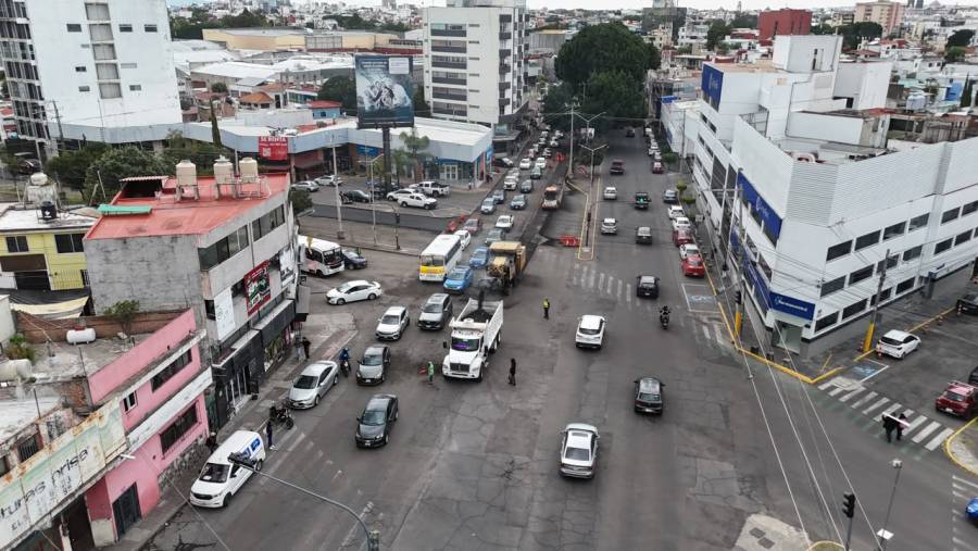 Gobierno del Estado inicia pavimentaci&oacute;n del Bulevar M&aacute;rtires 2 de Octubre